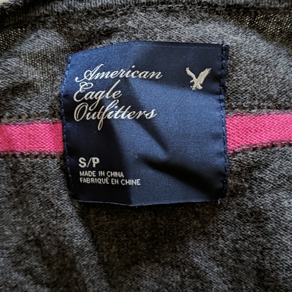 American Eagle Cardigan - Picture 3 of 3